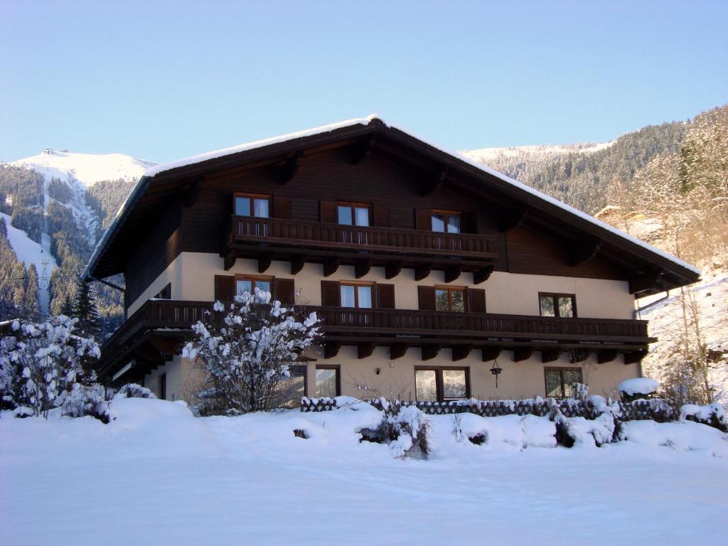 Landhaus Marlies Apartments Целль-ам-Зе Экстерьер фото